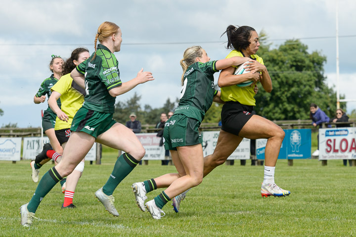 20230805--Ulster-V-Connacht-Womens-Rugby_D4A0745-CR.jpg