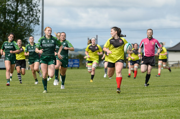 20230805--Ulster-V-Connacht-Womens-Rugby_D4A0757-CR.jpg