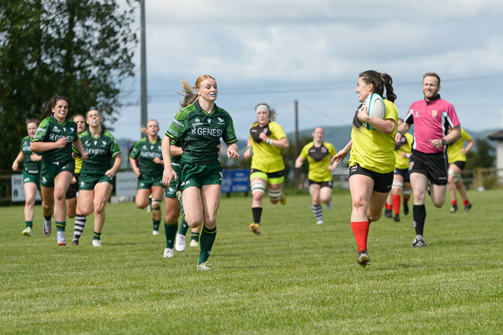 20230805--Ulster-V-Connacht-Womens-Rugby_D4A0759-CR.jpg