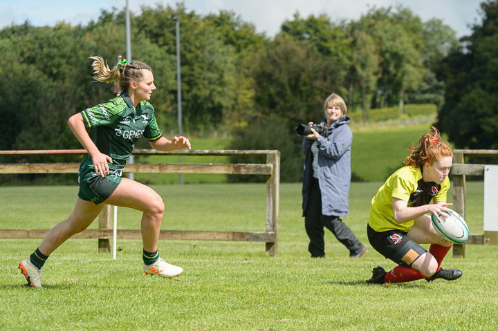 20230805--Ulster-V-Connacht-Womens-Rugby_D4A0794-CR.jpg