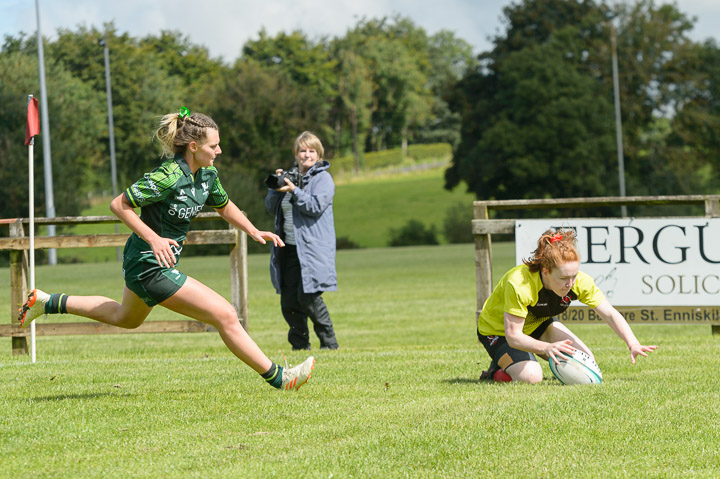 20230805--Ulster-V-Connacht-Womens-Rugby_D4A0795-CR.jpg