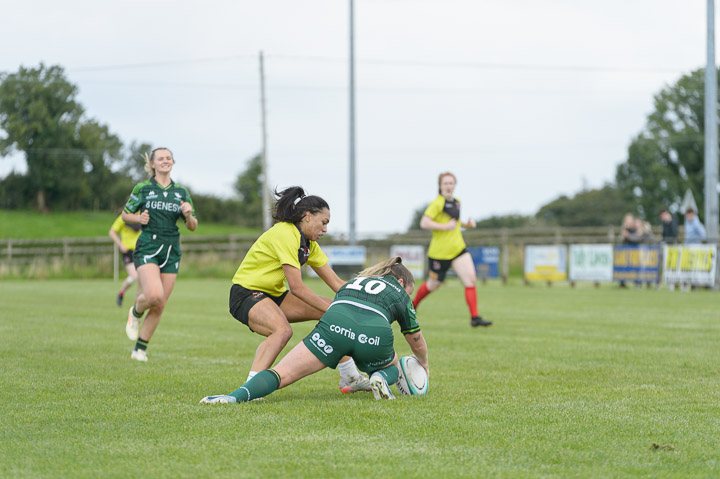 20230805--Ulster-V-Connacht-Womens-Rugby_D4A0804-CR.jpg