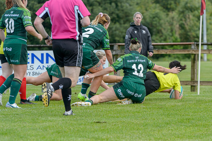 20230805--Ulster-V-Connacht-Womens-Rugby_D4A0826-CR.jpg