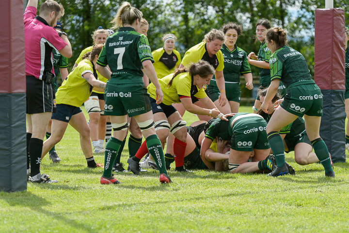 20230805--Ulster-V-Connacht-Womens-Rugby_D4A0949-CR.jpg