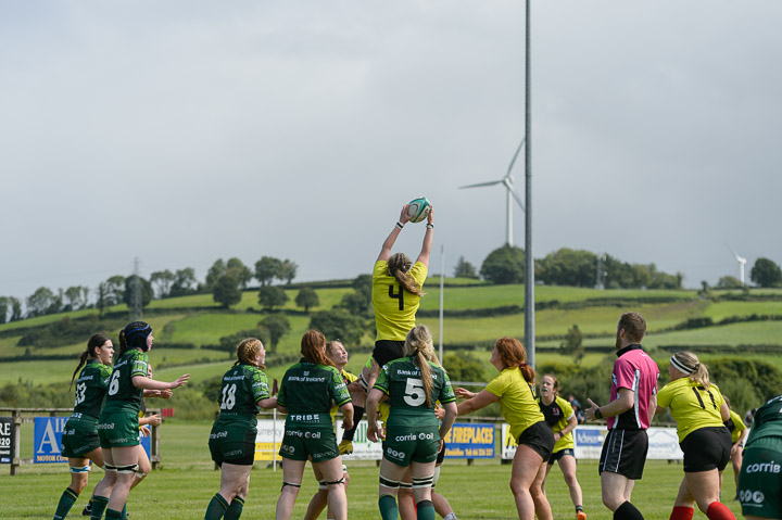 20230805--Ulster-V-Connacht-Womens-Rugby_D4A0959-CR.jpg