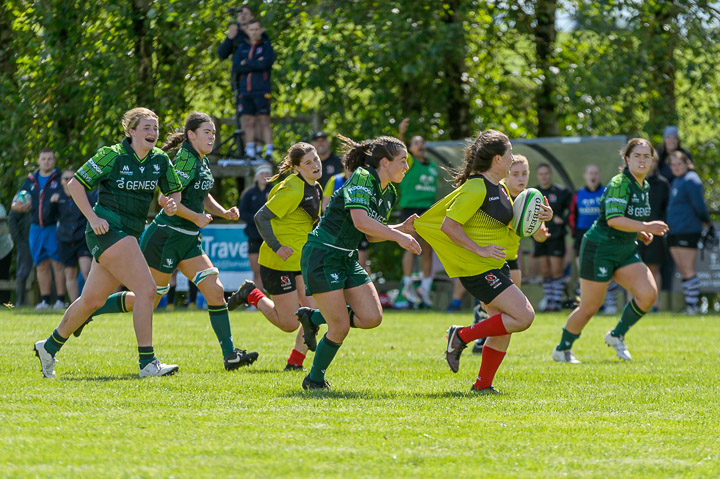 20230805--Ulster-V-Connacht-Womens-Rugby_D4A0994-CR.jpg