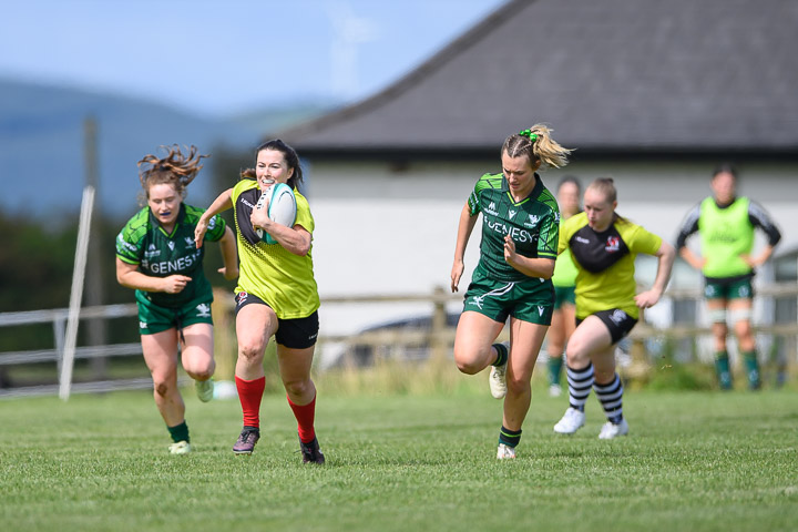 20230805--Ulster-V-Connacht-Womens-Rugby_D6B0253-CR.jpg