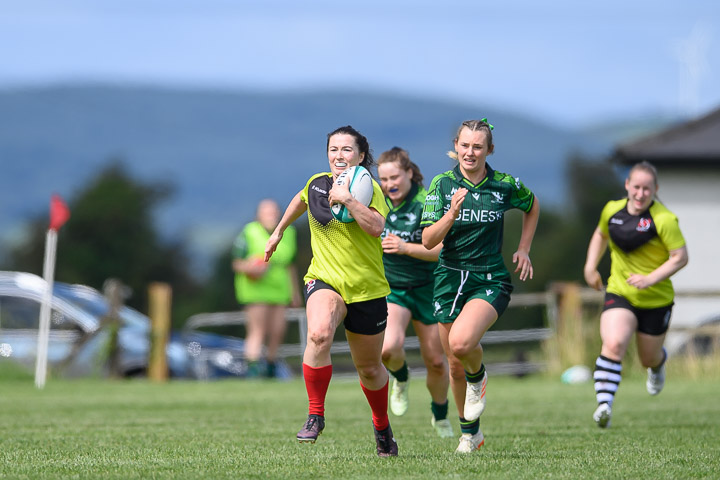 20230805--Ulster-V-Connacht-Womens-Rugby_D6B0258-CR.jpg