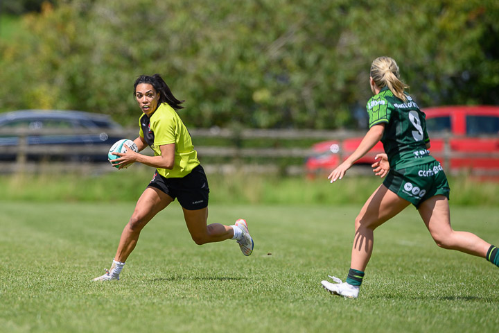 20230805--Ulster-V-Connacht-Womens-Rugby_D6B0420-CR.jpg